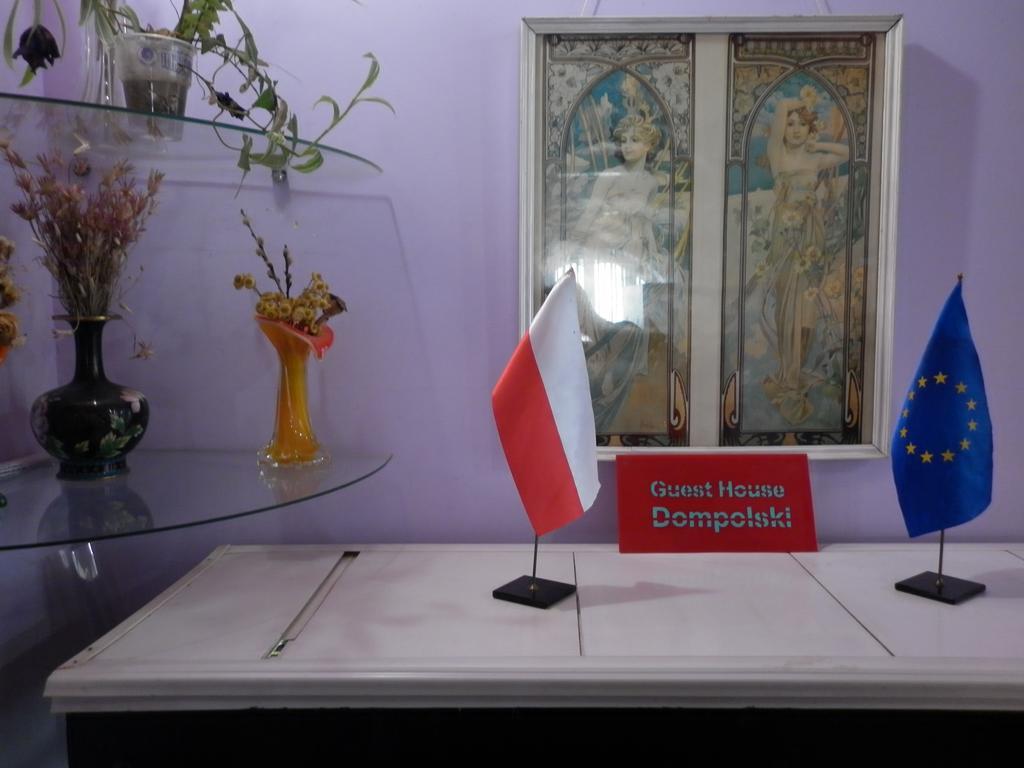 Guest House Dompolski Giumri Zewnętrze zdjęcie